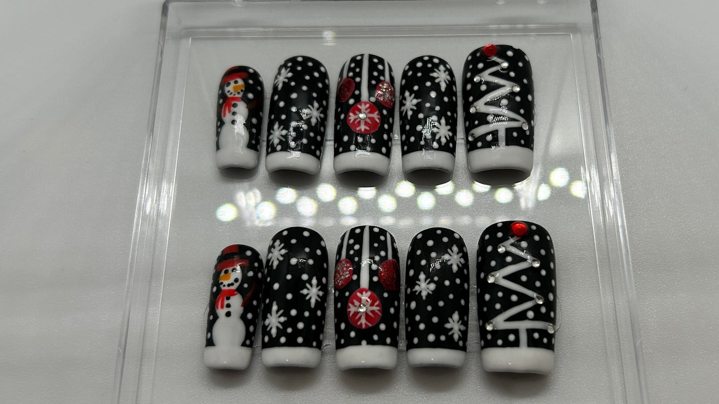 Winter Wonderland GelX Nail Set by AmiEZ Nails