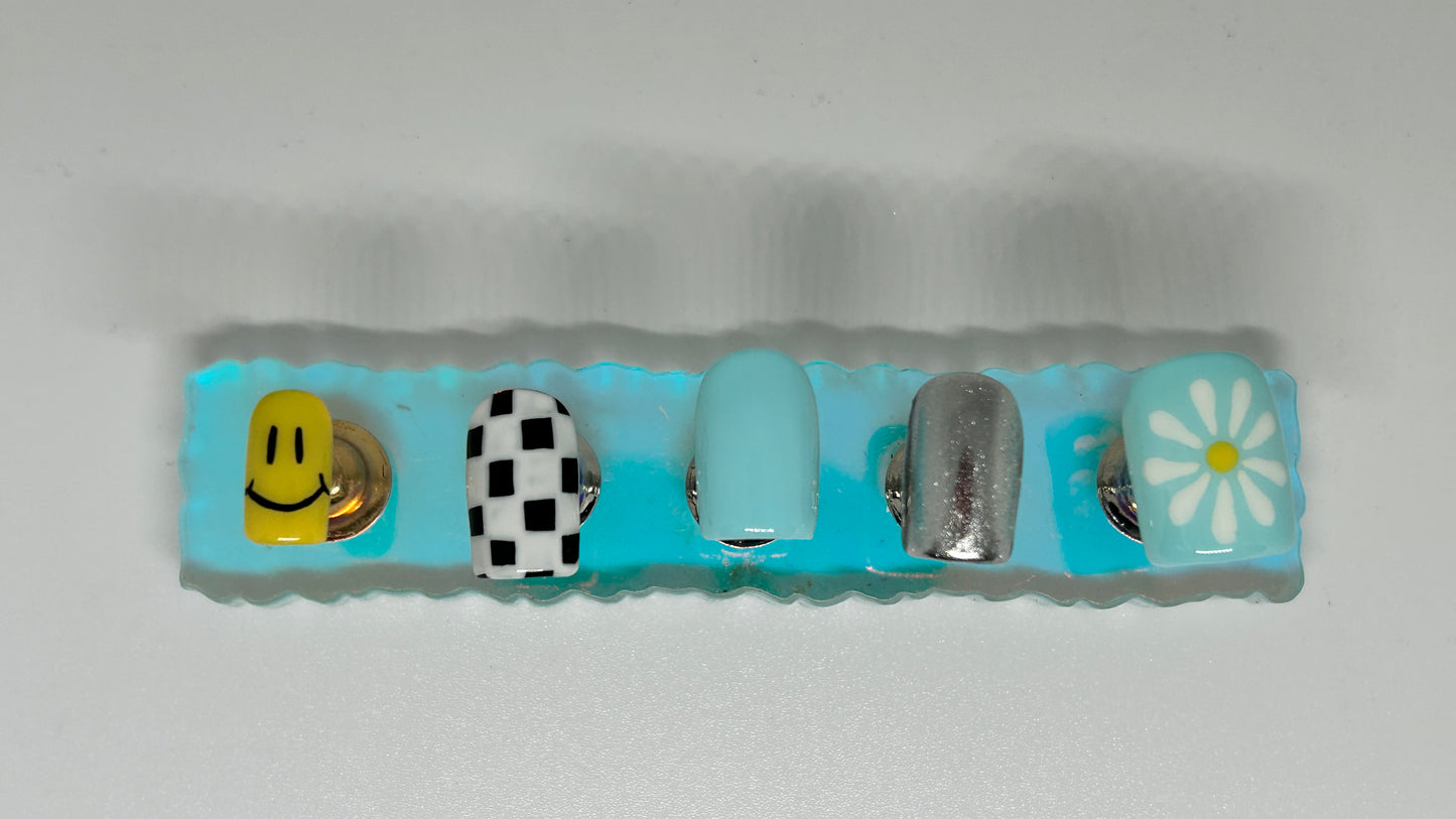 Smiles and Blossoms Gel Nail Set