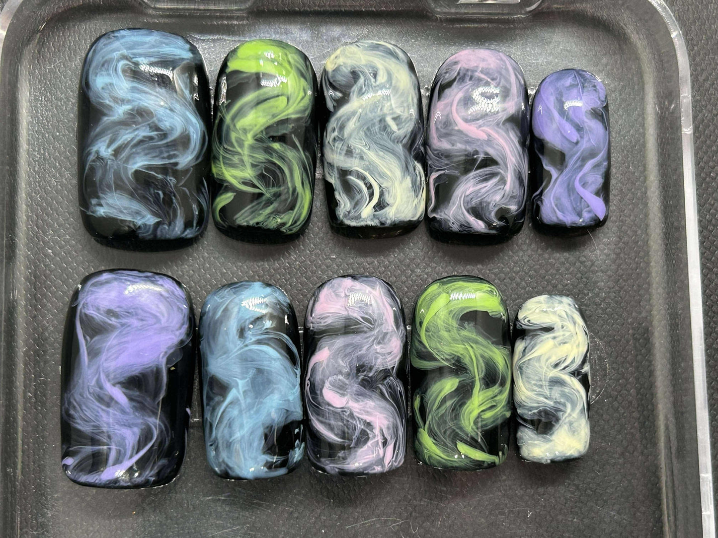 Glow-in-the-dark smokey swirl press-on nails