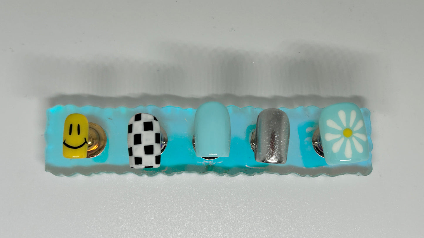 Smiles and Blossoms Gel Nail Set